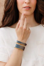 Load image into Gallery viewer, Etkie Native-American-Made Cuff - Garnet| Large
