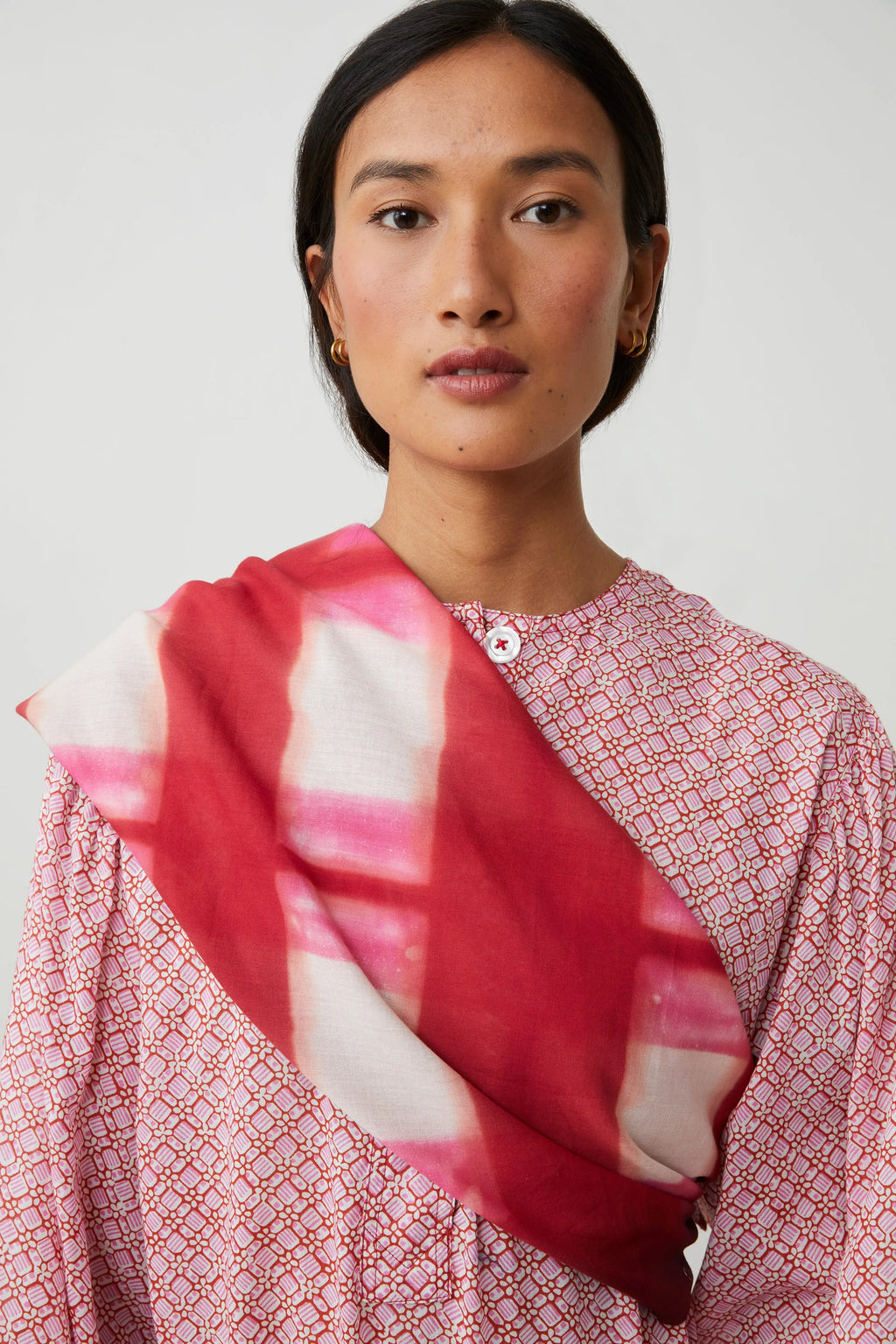 Moismont Yoko N°822 | Pop Pink - Scarf