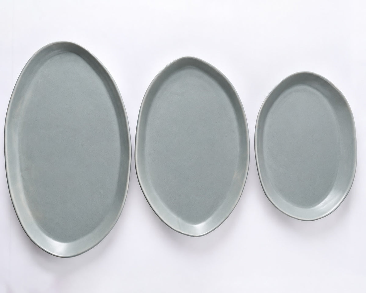 Haand Oval Platter - Ripple | 18 in - Matte Grey