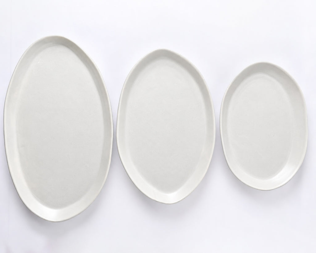 Haand Oval Platter - Ripple | 18 in - Matte White