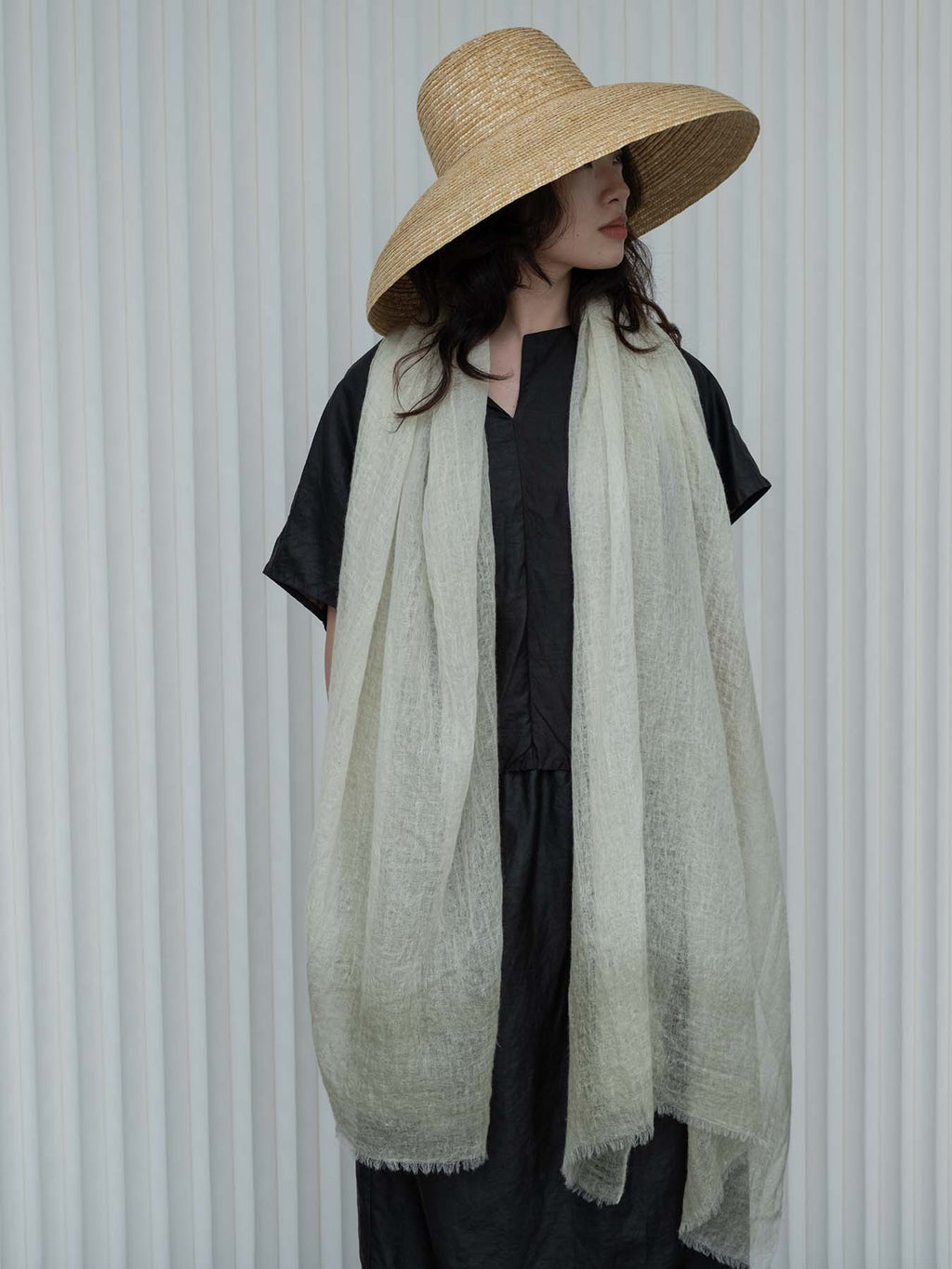 Oats & Rice Hana Dip Dyed Cashmere Shawl | Green