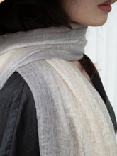 Load image into Gallery viewer, Oats &amp; Rice Hana Dip Dyed Cashmere Shawl | Grey
