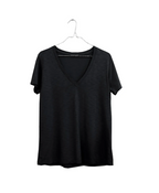 It Is Well L.A. Everyday V-Neck T-Shirt - Black