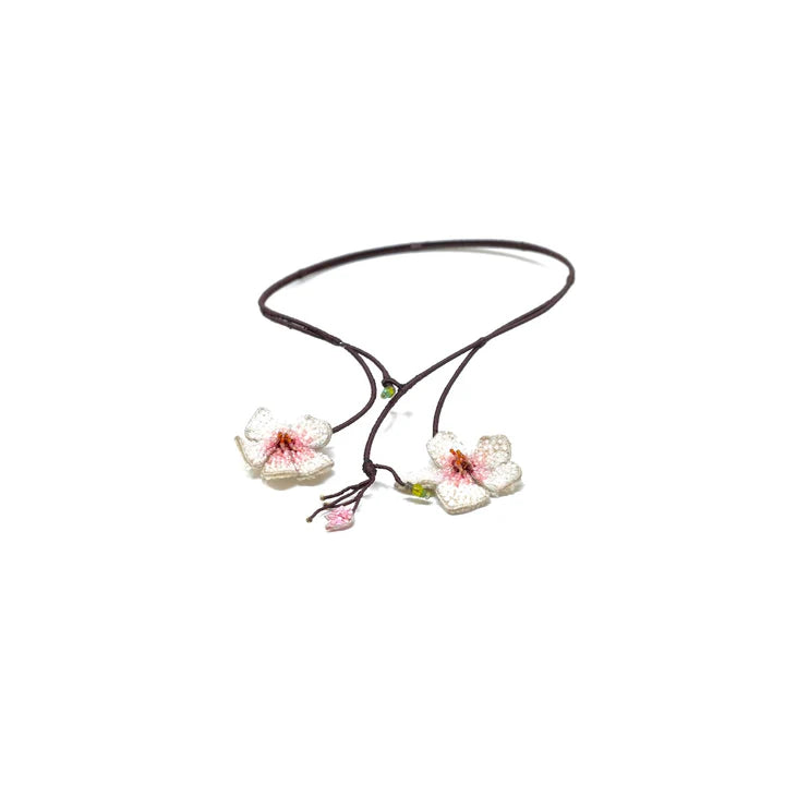 Trovelore Magnolia Necklace