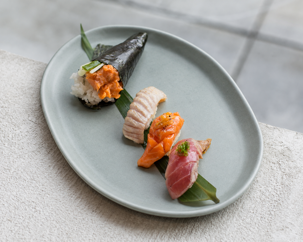 Haand Oval Platter - Ripple | 13 in - Matte Grey