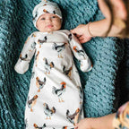 Milkbarn Organic Cotton Newborn Gown & Hat Set | Chicken