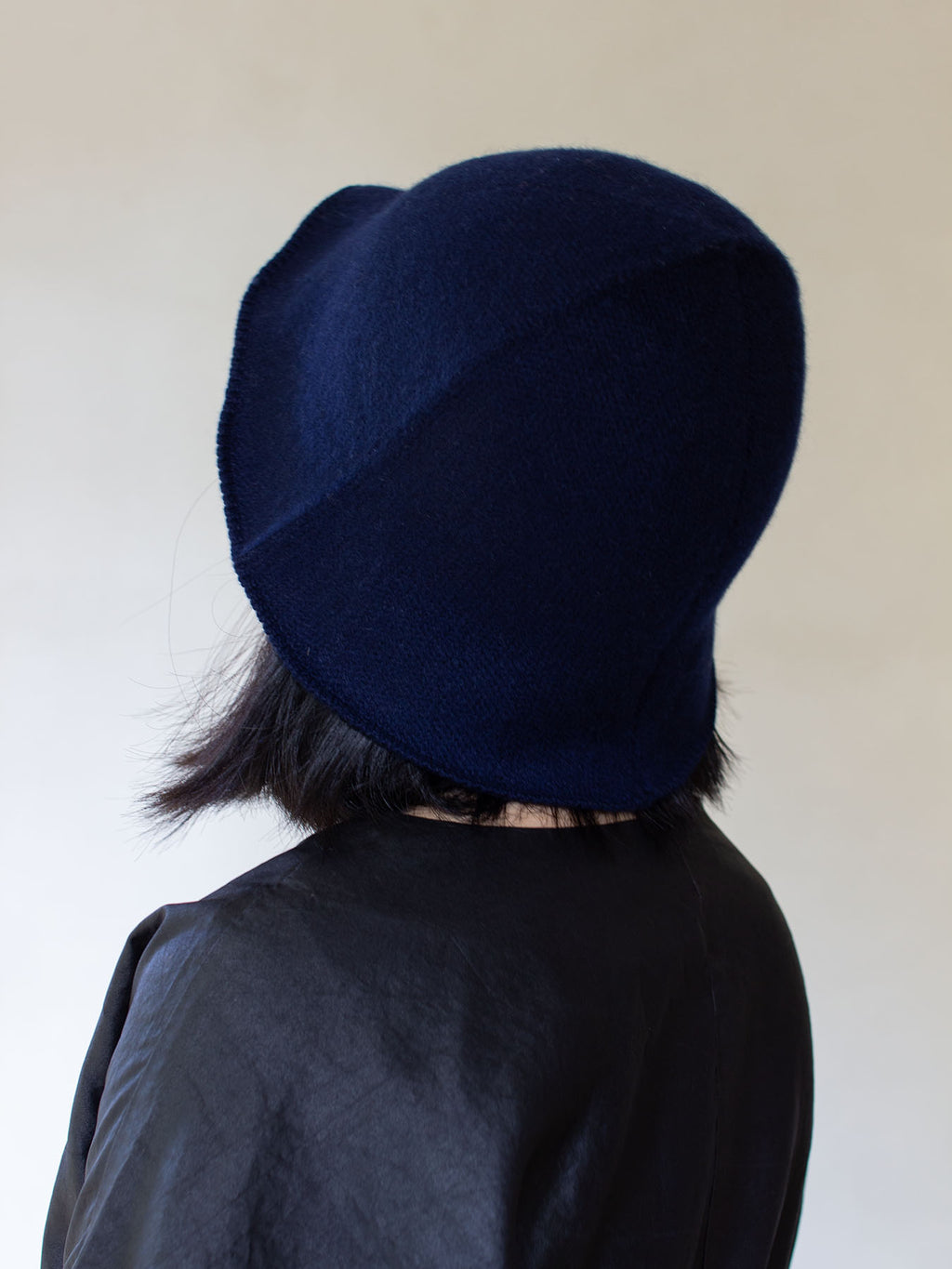 Oats & Rice Cashmere Bucket Hat | Navy