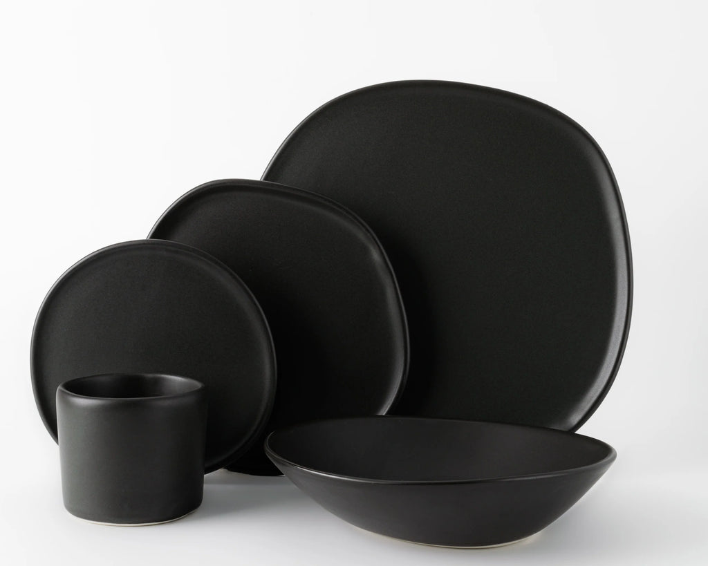 Haand Appetizer Tray | 15.5 in - Matte Black