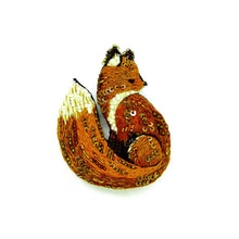 Load image into Gallery viewer, Trovelore Red Fox Brooch
