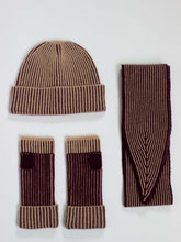 Load image into Gallery viewer, Oats &amp; Rice Sailor Cashmere Rib Neck Scarf | Mulberry
