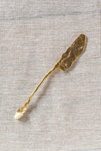 Load image into Gallery viewer, CÂPÂ Leaf Knife - Brass
