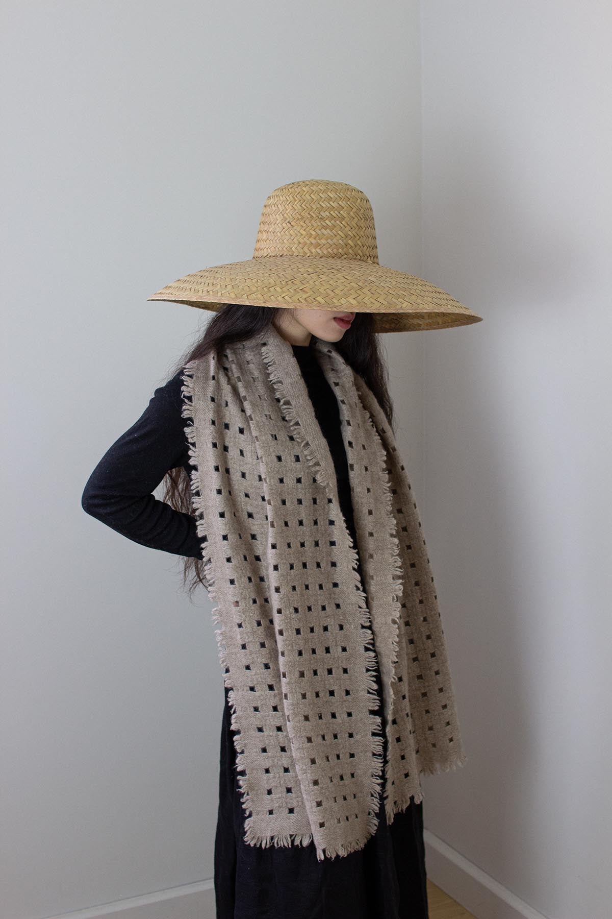 Oats & Rice Waffle Cashmere Scarf | Latte Brown