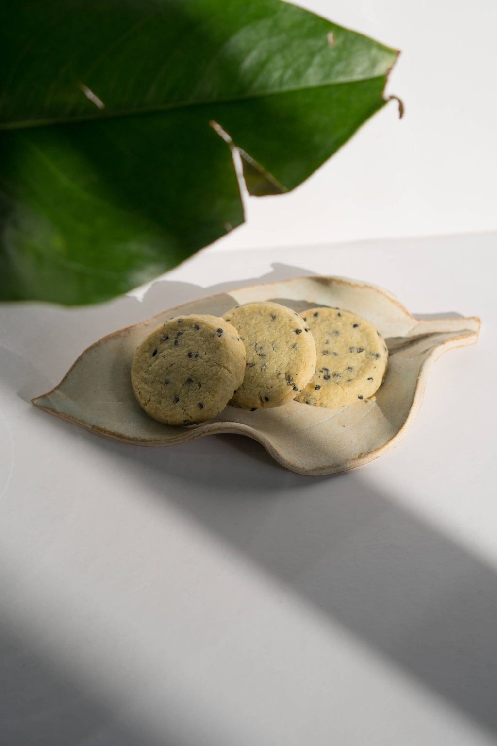 Makabi & Sons - Matcha Toasted Black Sesame Cookies - Uji