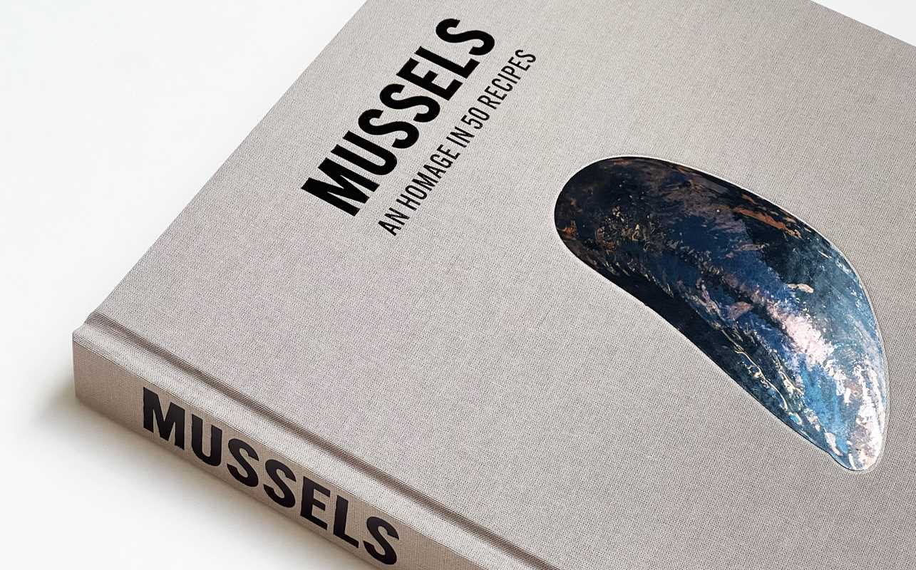 Simon & Schuster - Mussels by Sergio Herman: Hardcover; 256 pages / English