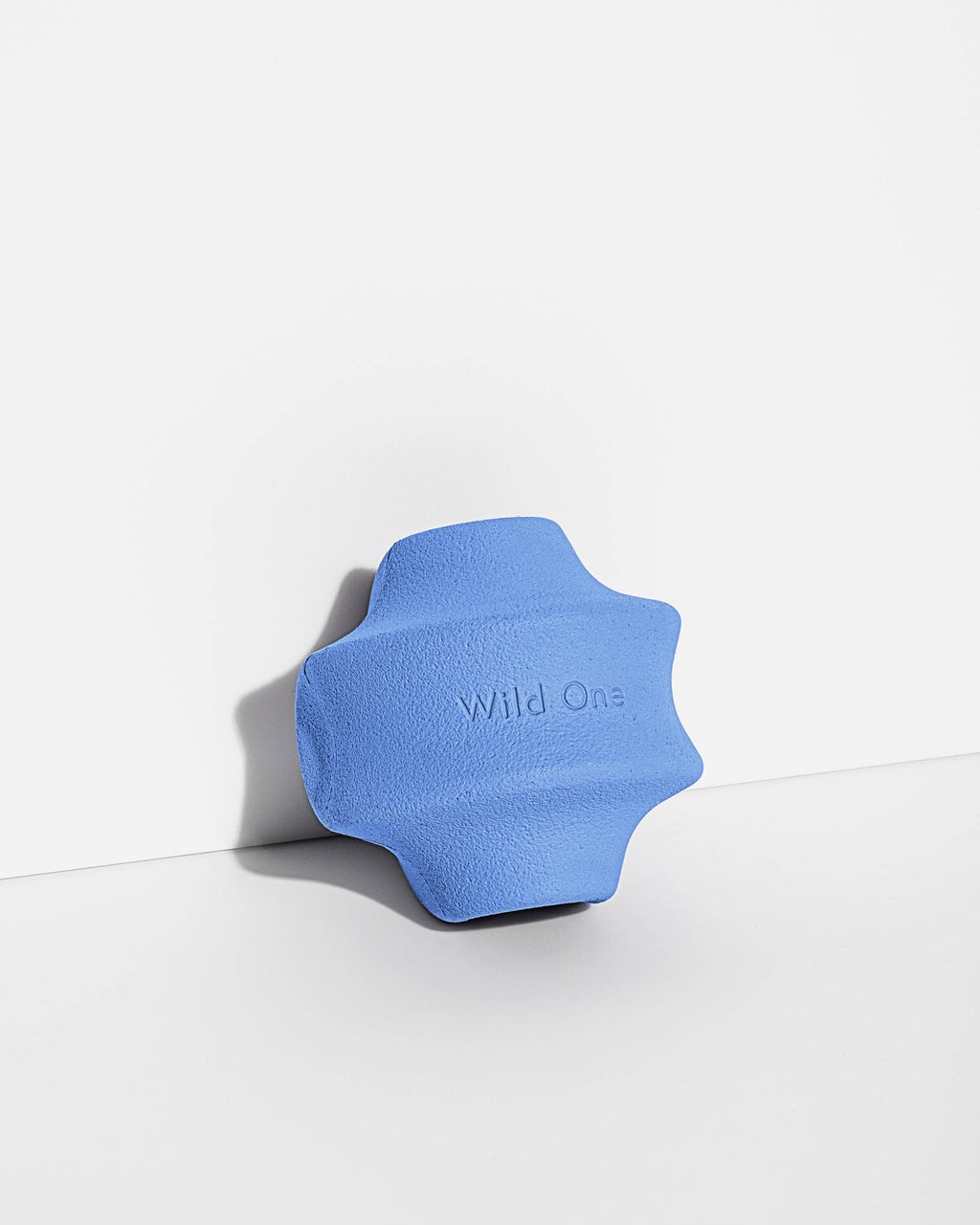 Wild One Twist Toss - Small | Strawberry