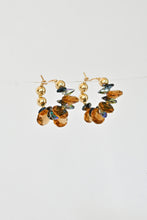 Load image into Gallery viewer, Abacus Row Oleander Earrings - No. 1
