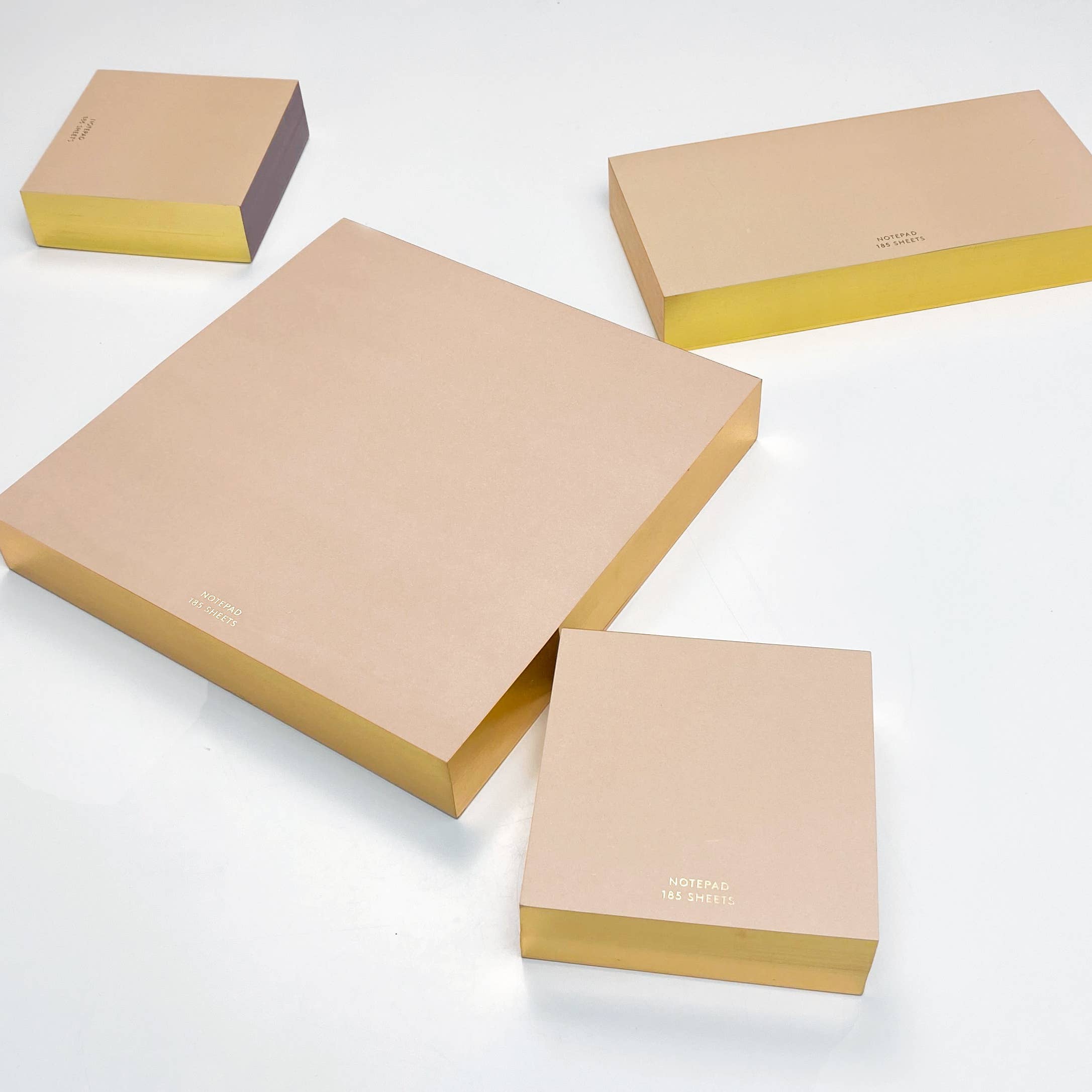 Wms&Co. ColorPads: Blush with Gilded edge, Small Square