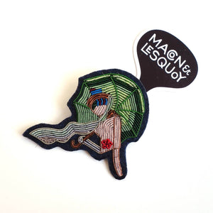 Macon & Lesquoy - Brooch - Femme à l'Ombrelle