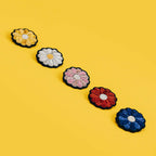 Macon & Lesquoy - Hand embroidered brooch - Red Mini Daisy