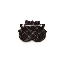Load image into Gallery viewer, Macon &amp; Lesquoy - Brooch - Water Lily
