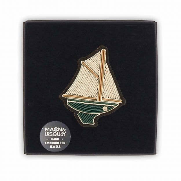 Macon & Lesquoy - Brooch - Sailboat Saint Germain (M box)