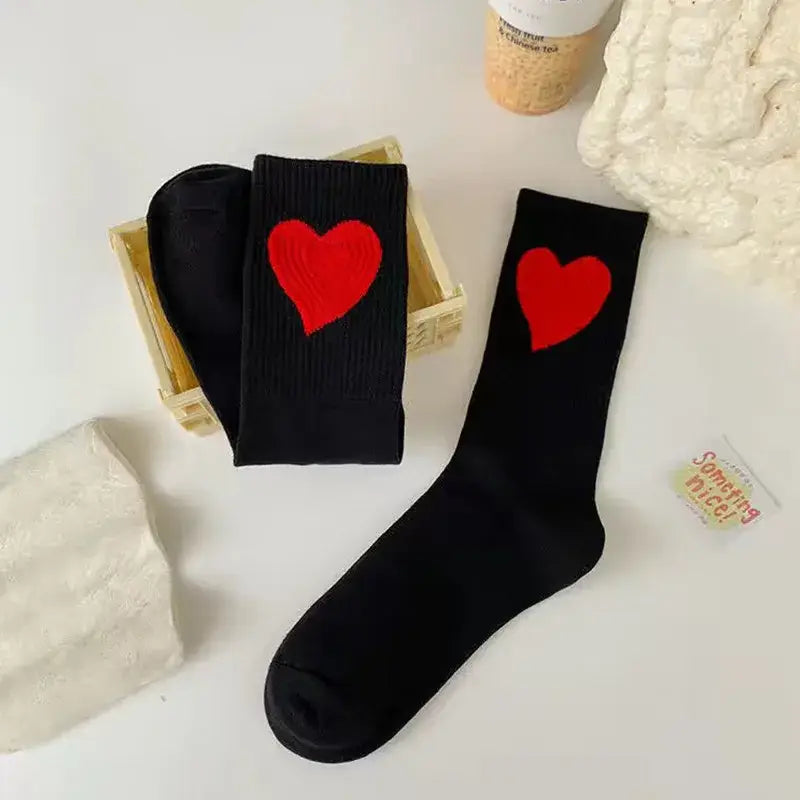 Yaya's Luxe Wholesale - Women's Comfy Heart Socks: Green
