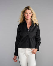 Load image into Gallery viewer, Claridge + King - The Crop in Pitch-Black: XS
