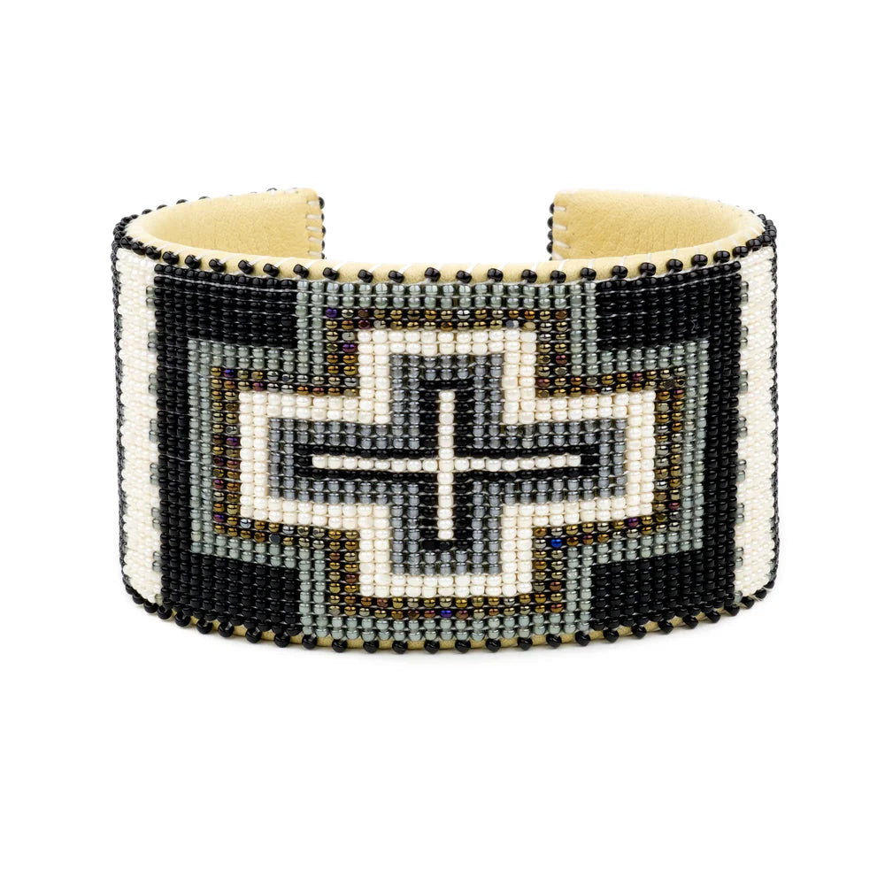 Etkie Native-American-Made Cuff - Priscilla Grey | X Large