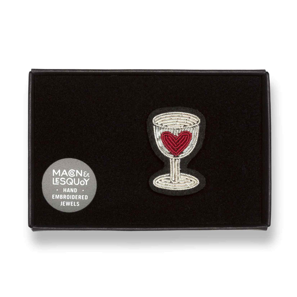 Macon & Lesquoy - Brooch - Red Heart Glass