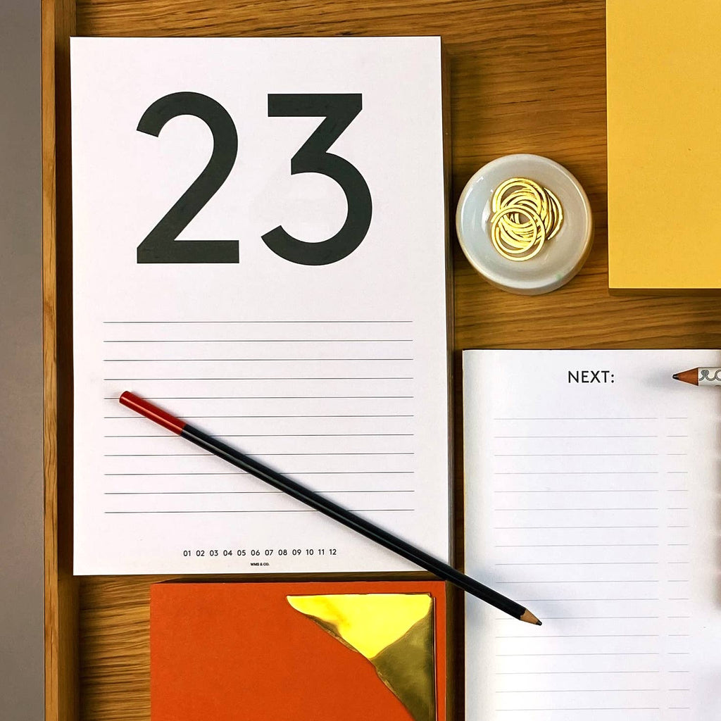 Wms&Co. Daily Calendar Pad: Blush