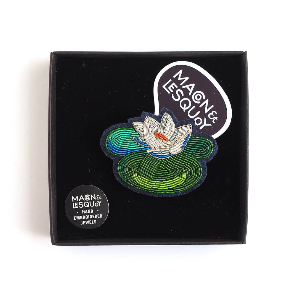 Macon & Lesquoy - Brooch - Nymphéa