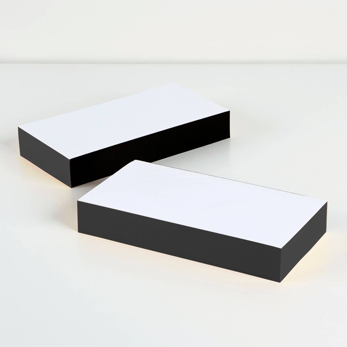 Wms&Co. Classic Edged Pads: Glossy Black, Small Square
