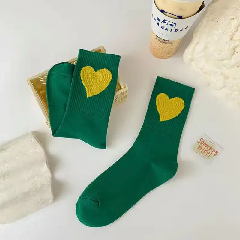 Yaya's Luxe Wholesale - Women's Comfy Heart Socks: Red