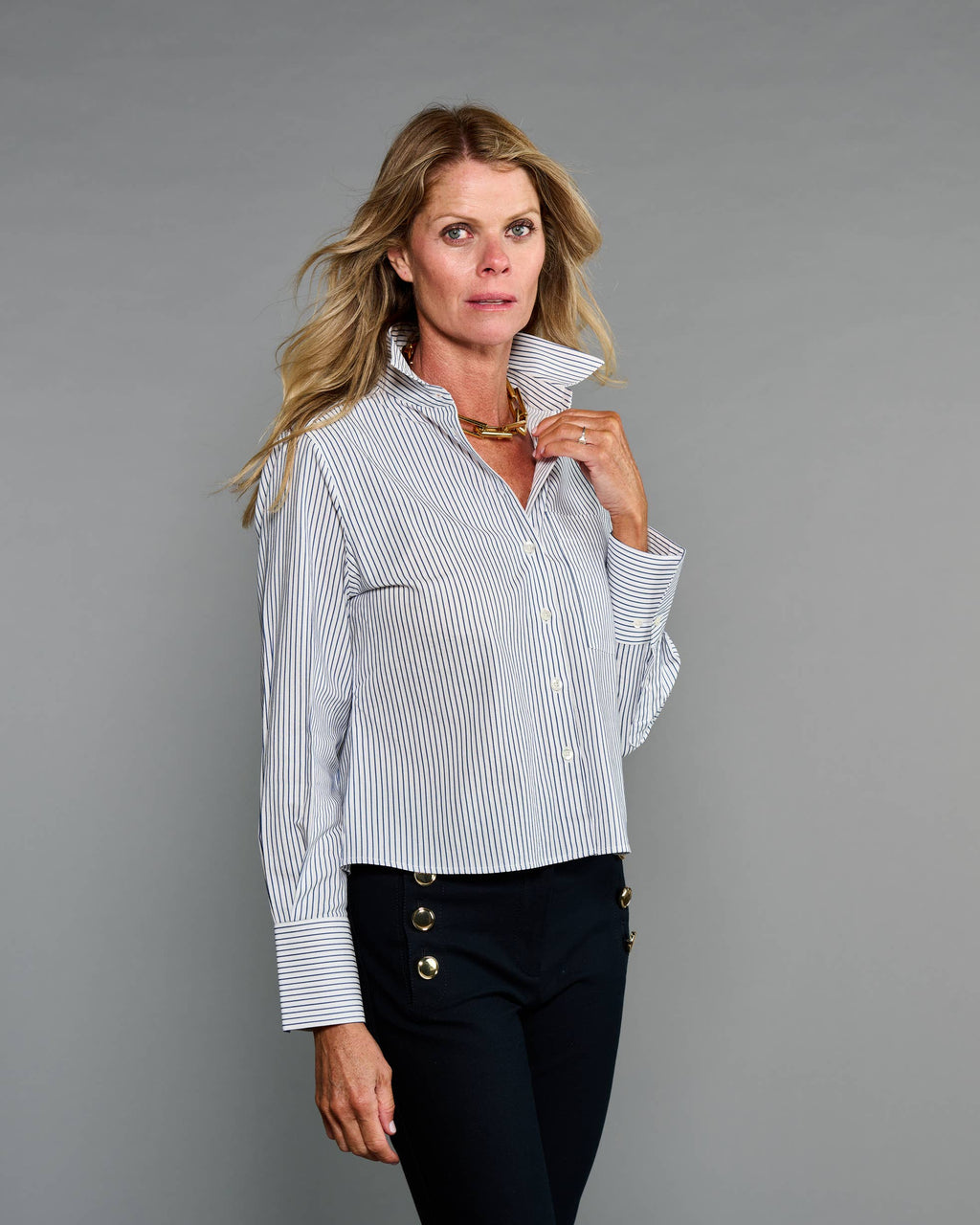Claridge + King - The Crop Shirt in Blue Sky Stripe Seersucker: M