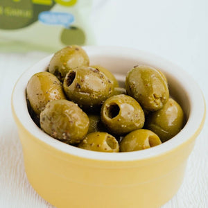 POSHI - Oloves -  Basil & Garlic Pitted Green Olives 1.1oz