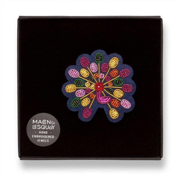 Macon & Lesquoy - Hand embroidered brooch - Multicolored Peacock