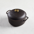 Smithey Ironware Company - 5.5 Quart Dutch Oven