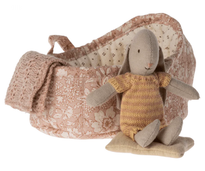 Bunny in Carry Cot Micro - Marigold