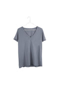 It Is Well L.A. Everyday V-Neck T-Shirt - Olive