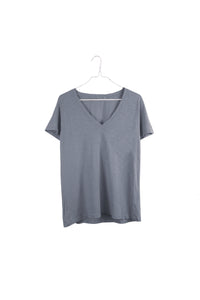 It Is Well L.A. Everyday V-Neck T-Shirt - Olive