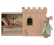 Load image into Gallery viewer, Princess and the Pea - Big sister  mouse
