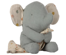 Load image into Gallery viewer, Maileg Lullaby Friends - Elephant
