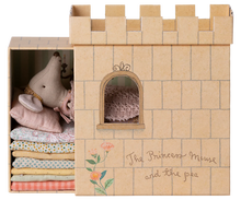 Load image into Gallery viewer, MailegPrincess and the Pea Mouse
