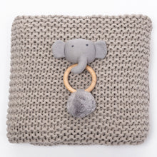 Load image into Gallery viewer, Zestt - Comfy Knit Baby Gift Set

