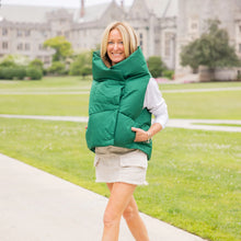 Load image into Gallery viewer, Pretty Rugged Waterproof Pretty Puffer Vest - Green
