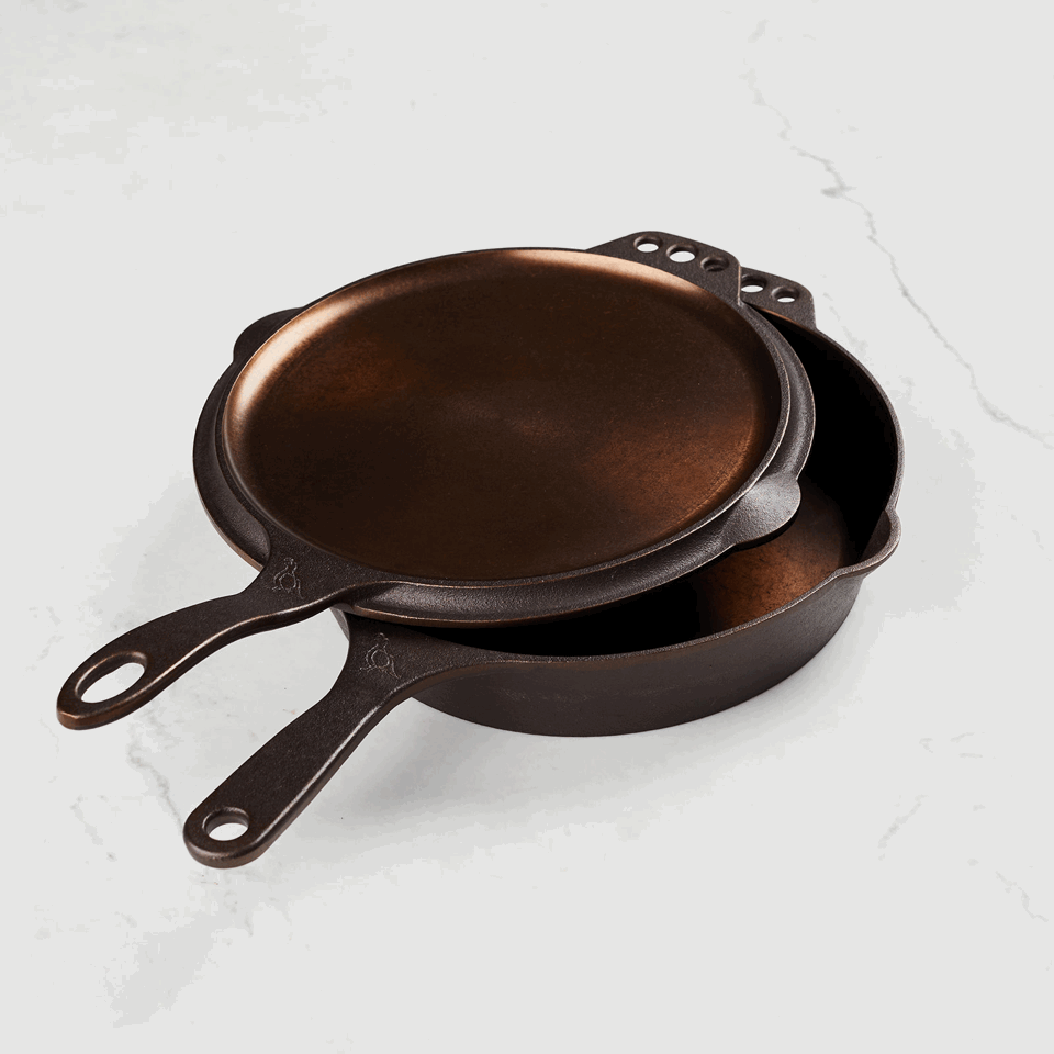Smithey Ironware Company - No. 10 Flat Top Cast Iron Griddle