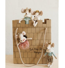 Load image into Gallery viewer, Maileg Castle Cardboard Bag - Mint
