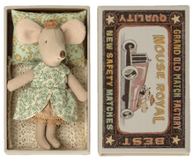 Load image into Gallery viewer, Maileg Princess Mouse - Little Sister in Matchbox
