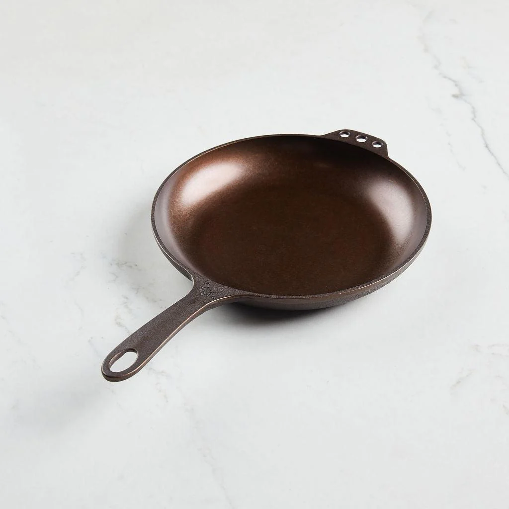 Smithey Ironware Company - No. 10 Cast Iron Chef Skillet